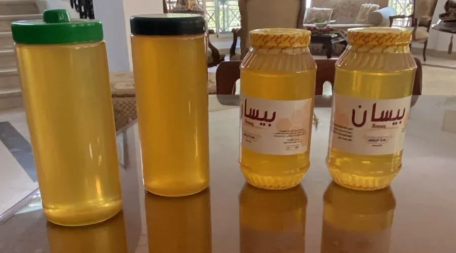 عسل بيسان في عبواته